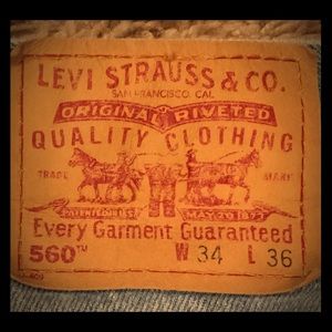 Vintage Levi’s 34/36 Relaxed Fit Jeans